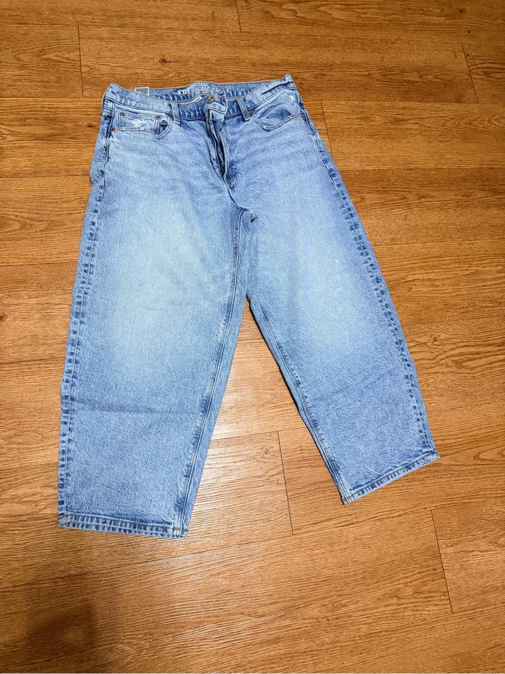 American Eagle Light Blue Womens Barrel Jeans